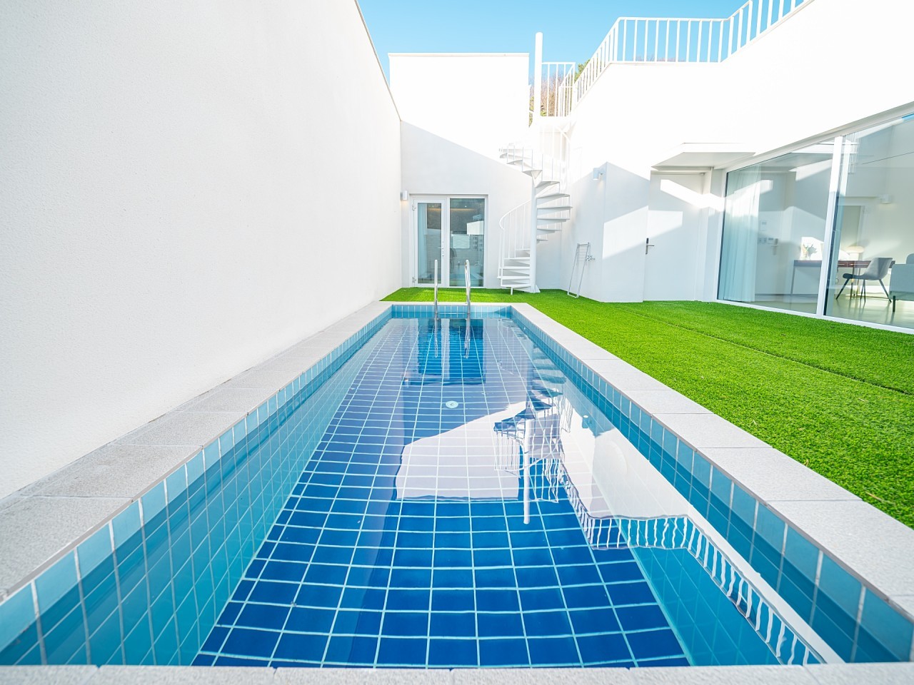 11.인터스텔라 풀빌라2